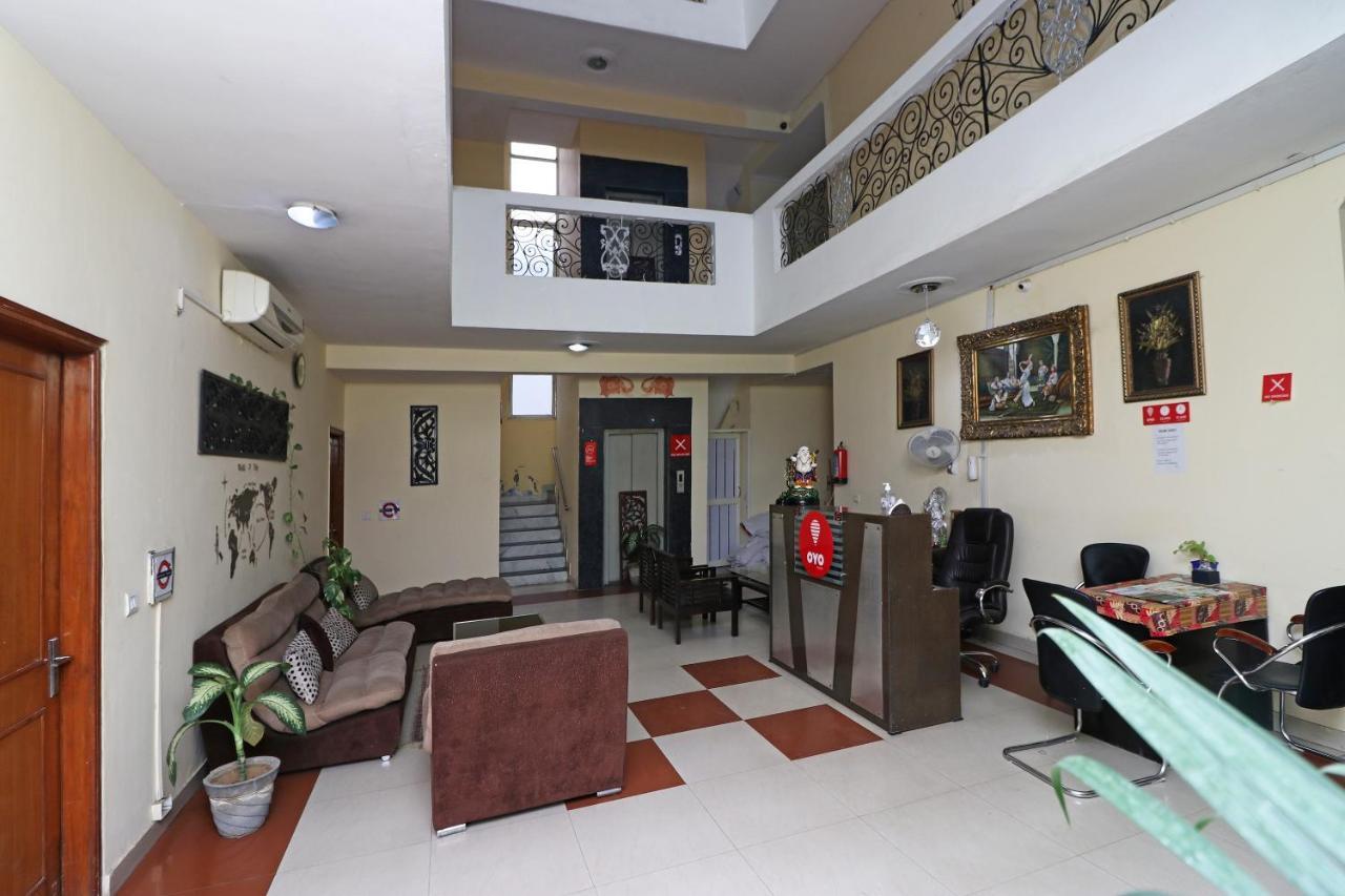Hotel Oyo 6608 Sector 56 à Badshahpur Extérieur photo