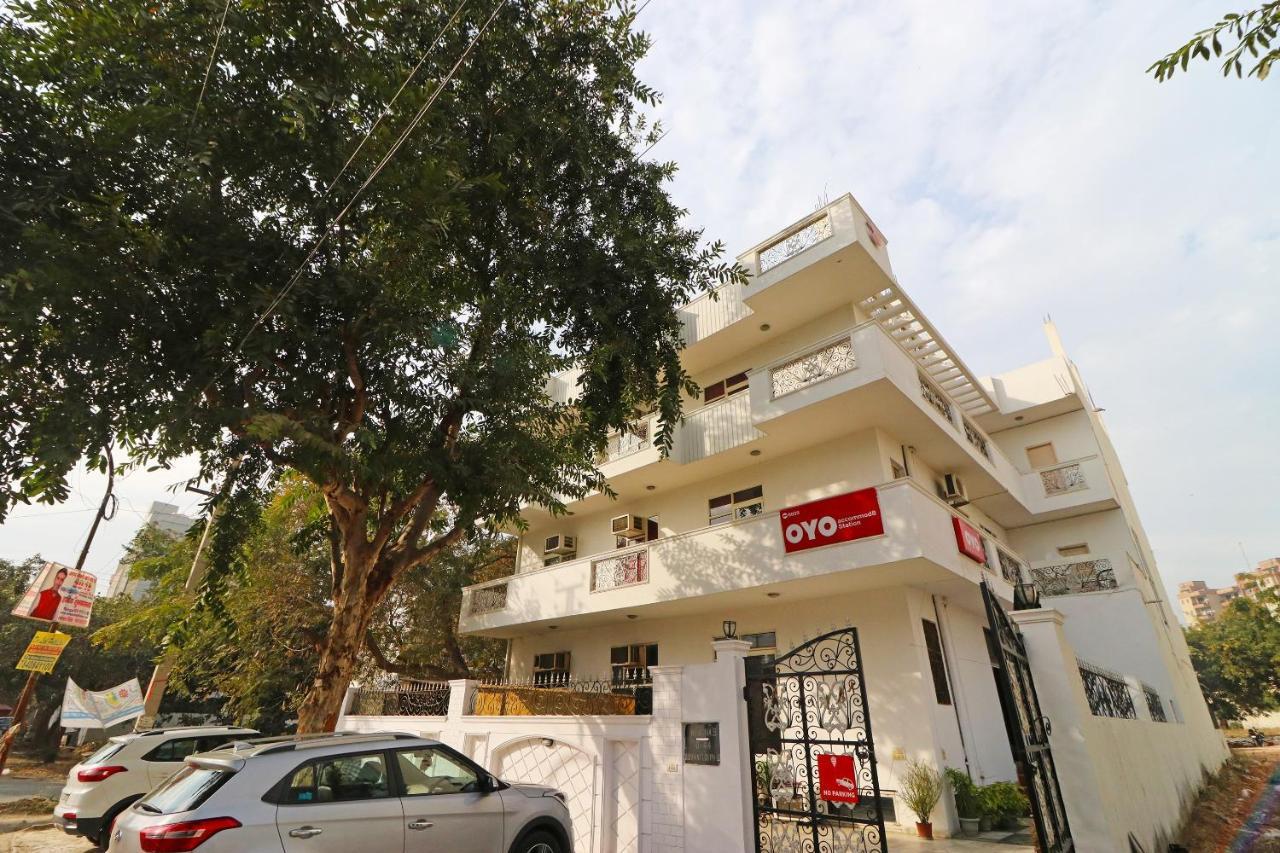 Hotel Oyo 6608 Sector 56 à Badshahpur Extérieur photo